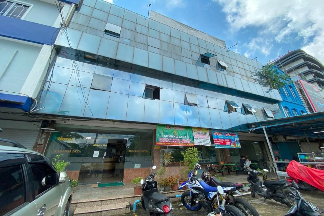 Oyo 92702 Minang Jaya Hotel Nagoya Exterior foto