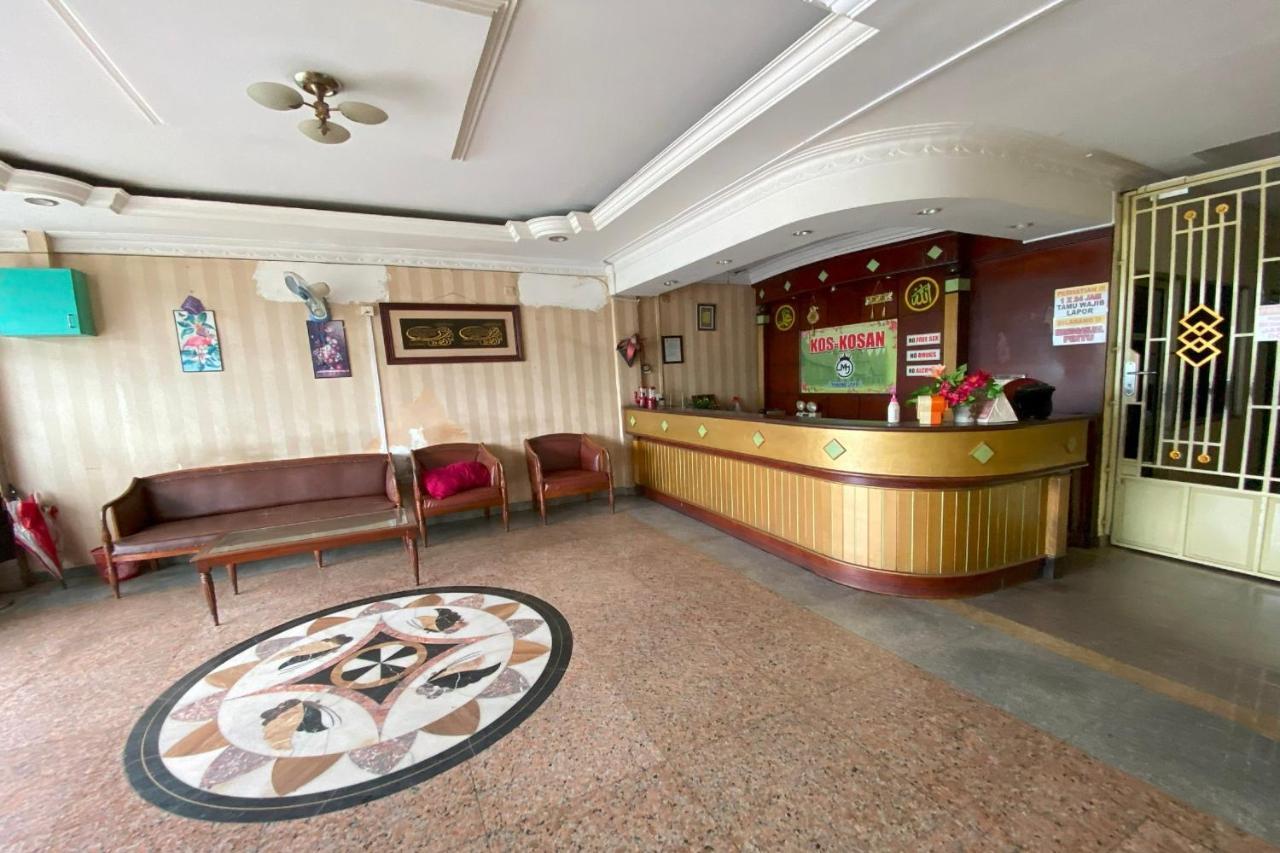 Oyo 92702 Minang Jaya Hotel Nagoya Exterior foto